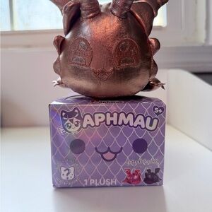 Aphmau MeeMeows Metallic Plush Toy